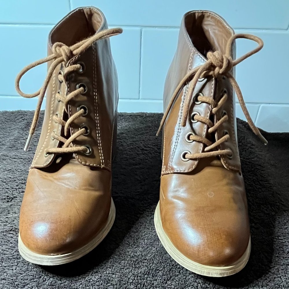 Forever21 Brown Block Heel Lace Up Oxford Women Ankle Boots Size 8.5